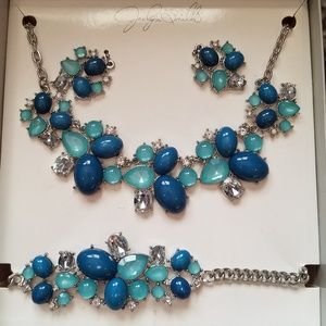 Jaclyn Smith necklace, earring, braceletbox se